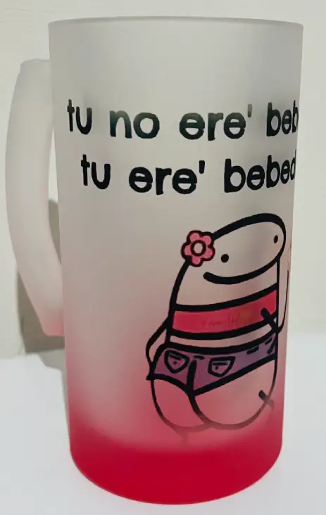 Shopero Vidrio Rojo Empavonado 470 ml – Diseño Tu no ere Bebesita! Tu ere bebedora! - Imagen 2