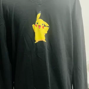 Polera Negra Manga Larga Hombre Pokemon – Talla L – Algodón Suave