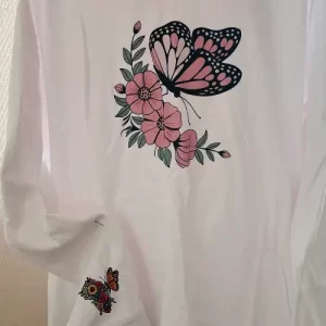 Polera Blanca Manga Larga Niña Mariposa – Talla 11/12 – Algodón Suave