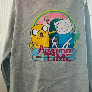 Polera Gris Manga Larga Niño Adventure Time – Talla 6 – Algodón Suave